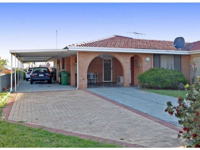 1/15 Ives Street, Hamilton Hill WA 6163