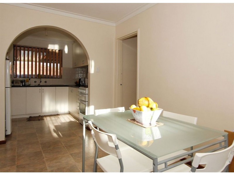 1/15 Ives Street, Hamilton Hill WA 6163