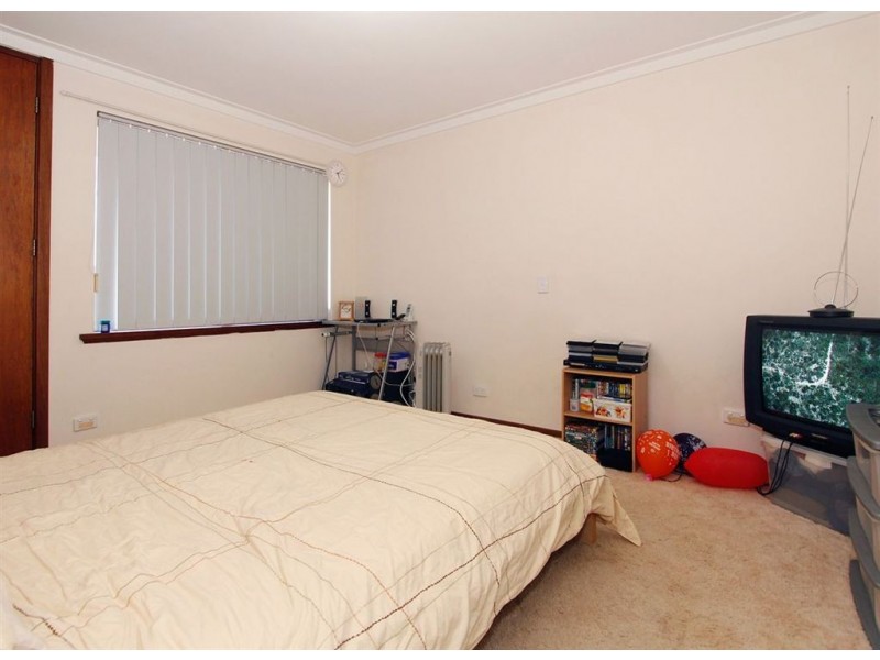 1/15 Ives Street, Hamilton Hill WA 6163