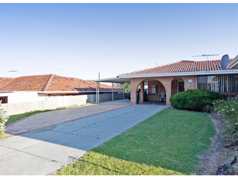 1/15 Ives Street, Hamilton Hill WA 6163