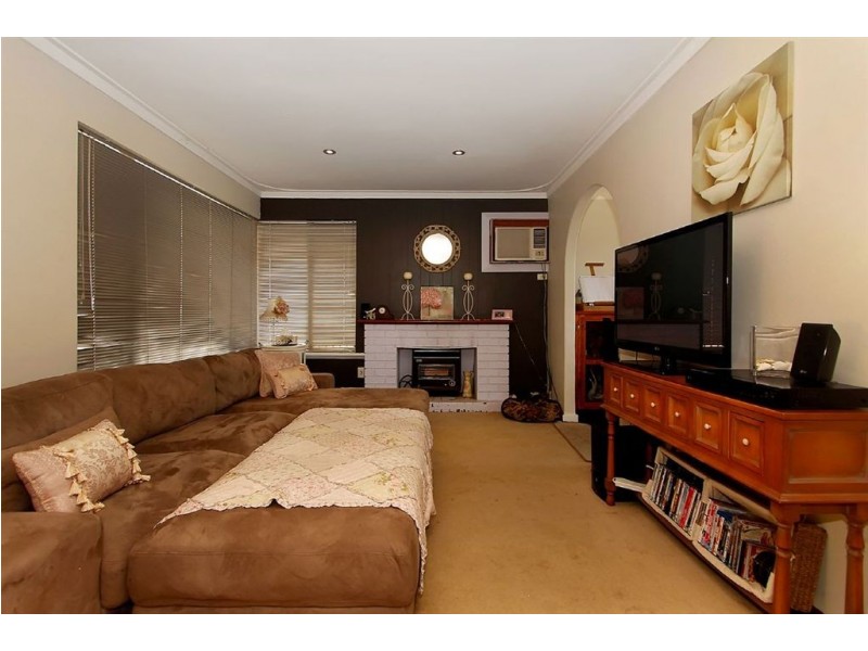 6 Claygate Road, Hamilton Hill WA 6163