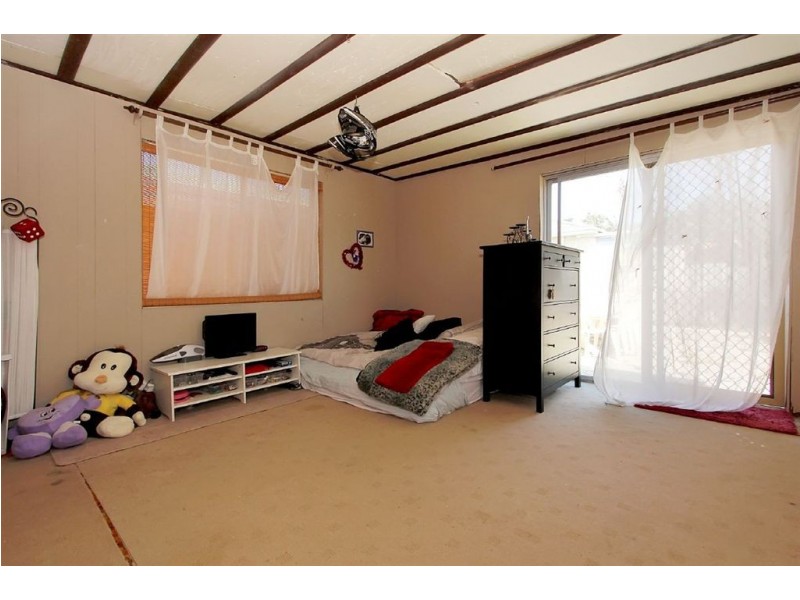 6 Claygate Road, Hamilton Hill WA 6163