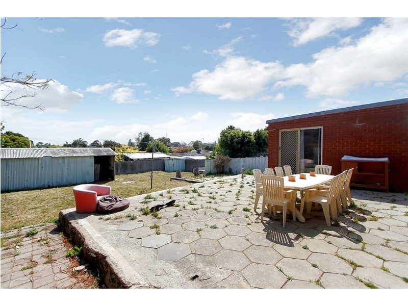 6 Claygate Road, Hamilton Hill WA 6163