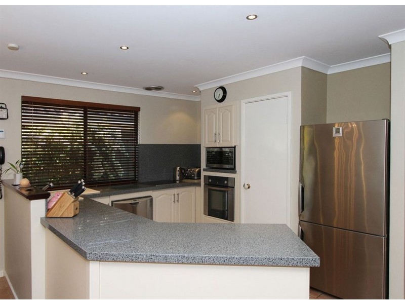 4 Calder Way, Atwell WA 6164