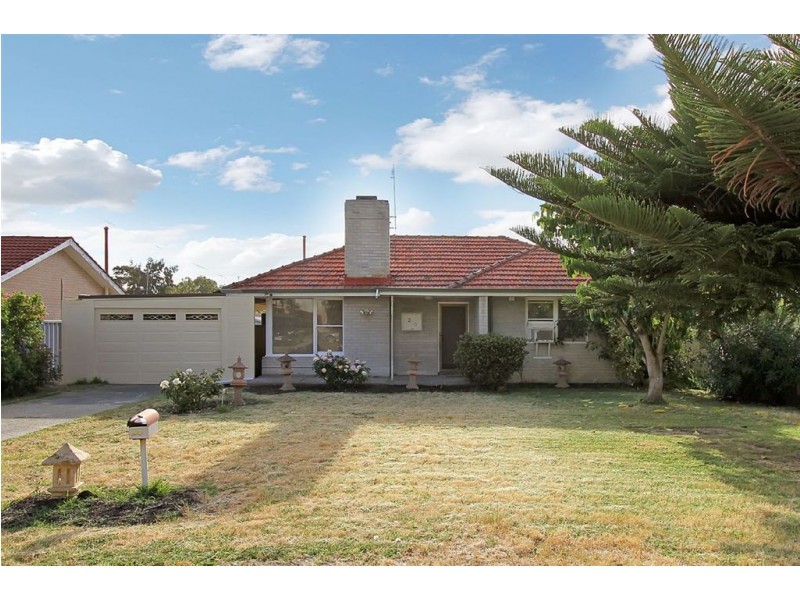 25 Theseus Way, Coolbellup WA 6163