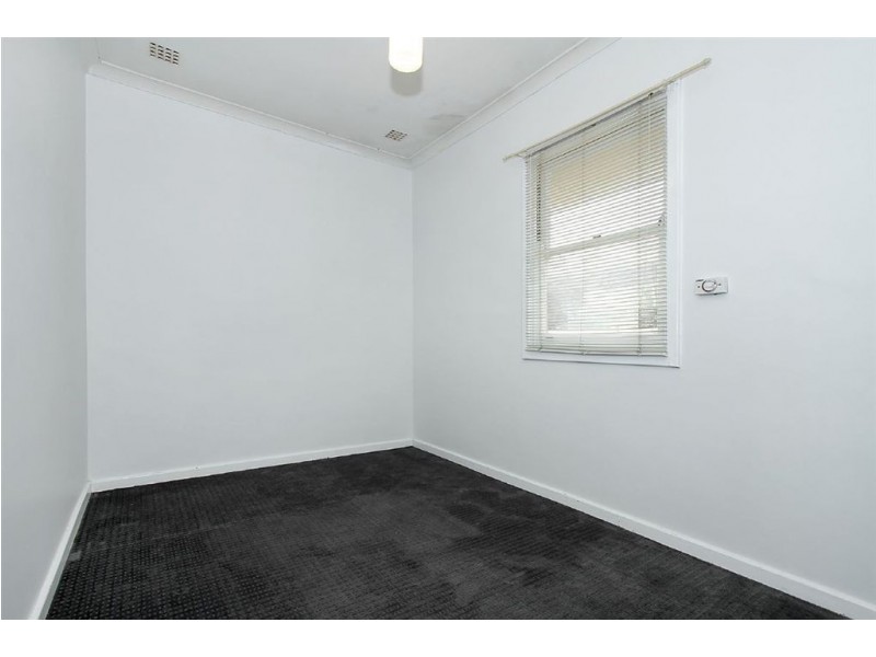 25 Theseus Way, Coolbellup WA 6163