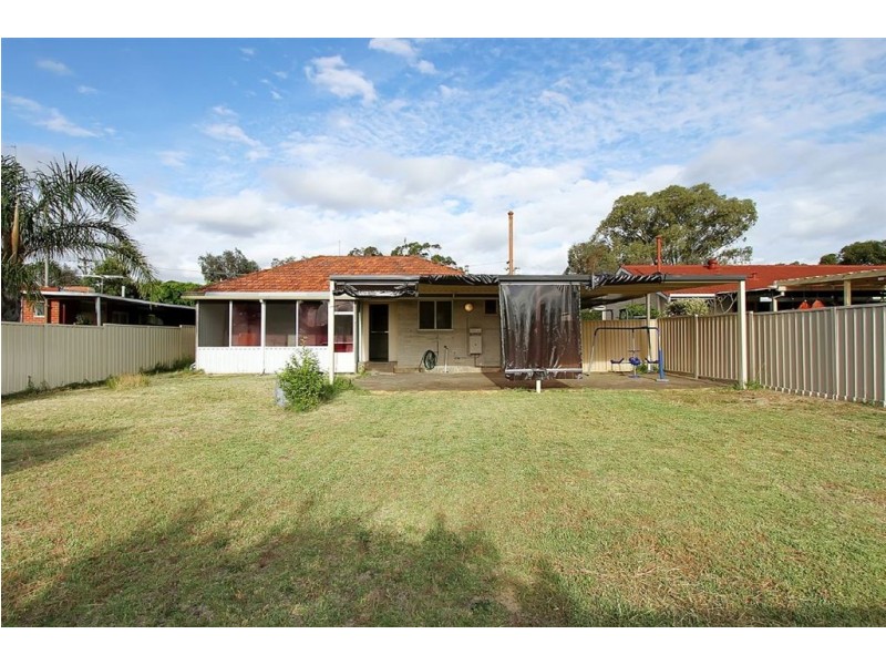 25 Theseus Way, Coolbellup WA 6163