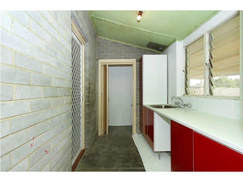 25 Theseus Way, Coolbellup WA 6163