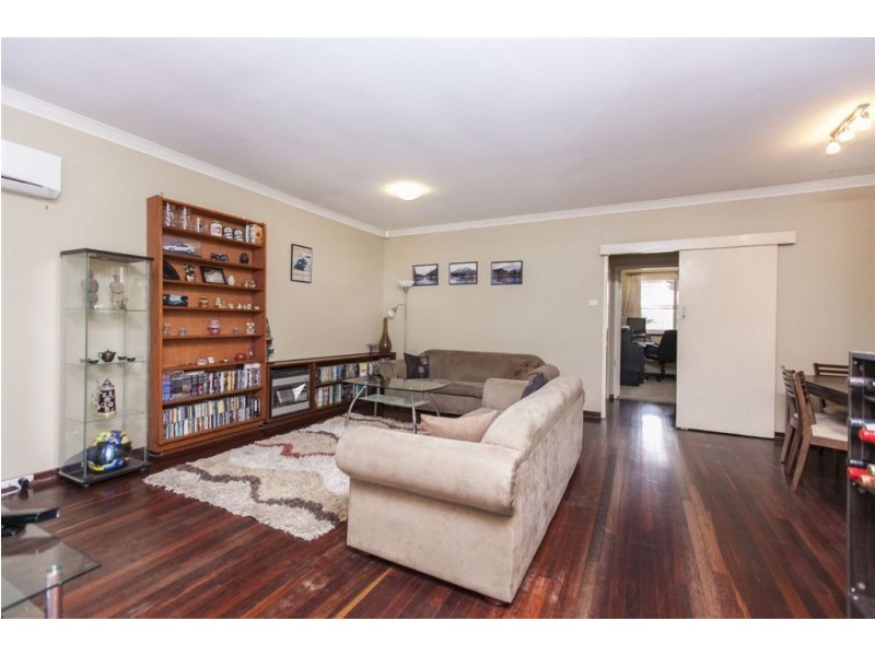 30B Devon Way, Lynwood WA 6147