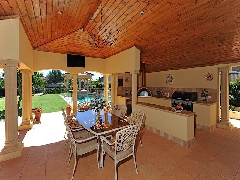 18 Michael Street, Beaconsfield WA 6162