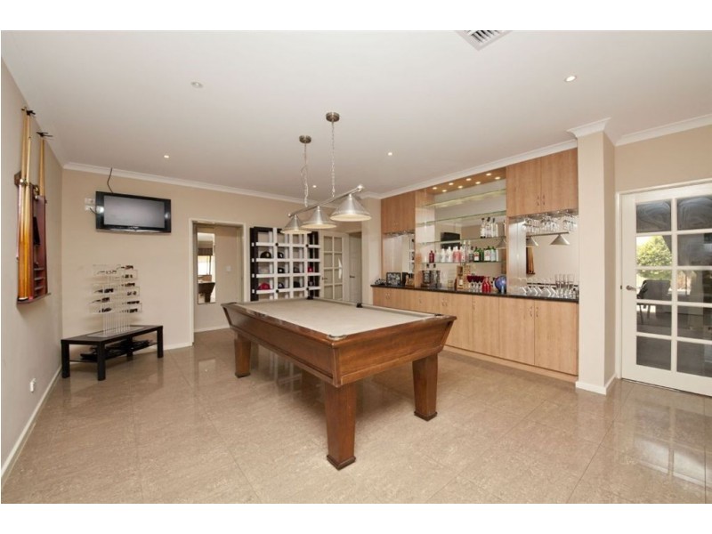 10 Camden Boulevard, Aubin Grove WA 6164