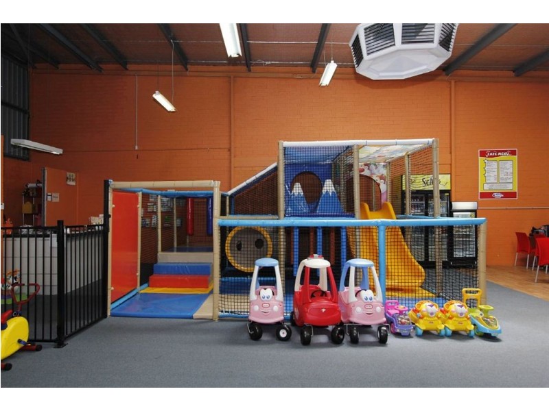 9/40 Port Pirie Street, Bibra Lake WA 6163