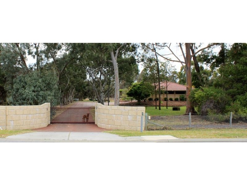 195 Tapper Road, Banjup WA 6164