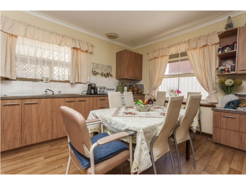 7 Glendower Way, Spearwood WA 6163