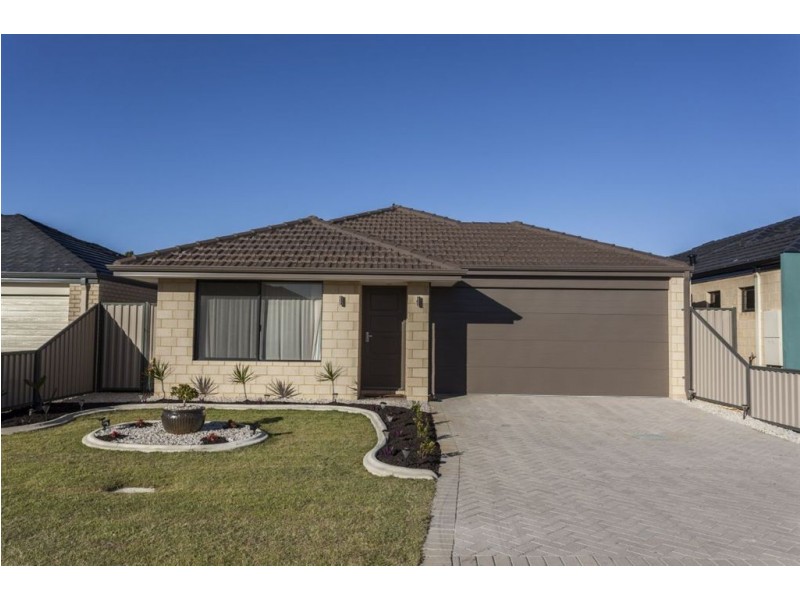 13 Frost Bend, Piara Waters WA 6112