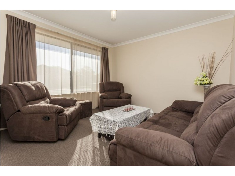 13 Frost Bend, Piara Waters WA 6112