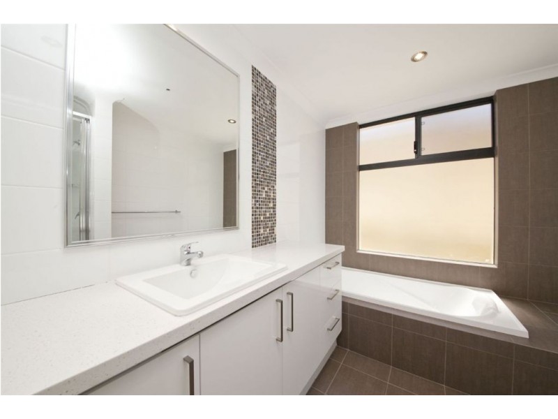 4 Lipari Link, Yangebup WA 6164