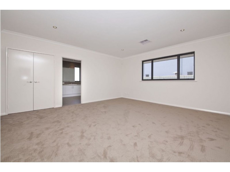 4 Lipari Link, Yangebup WA 6164