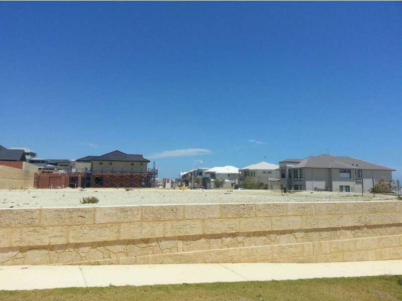 24 Hydaspe Vista, North Coogee WA 6163