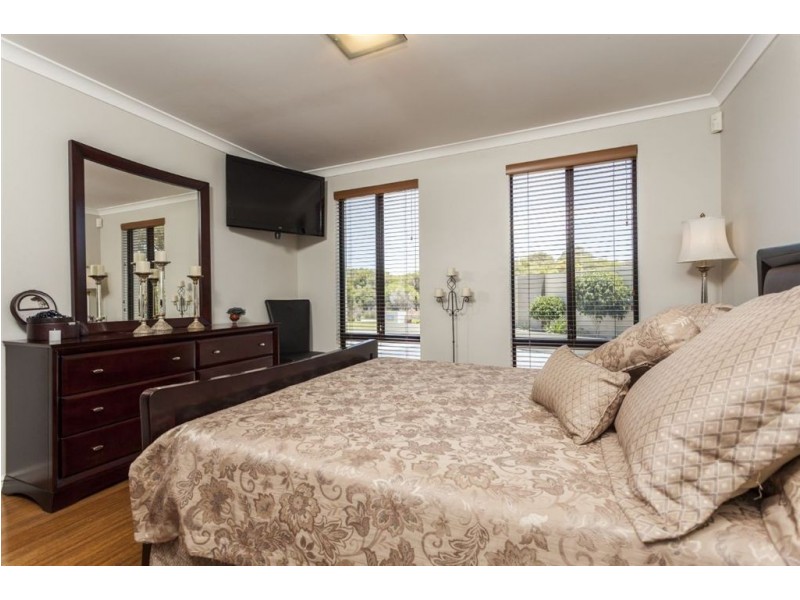 1 Leschenault Boulevard, Munster WA 6166