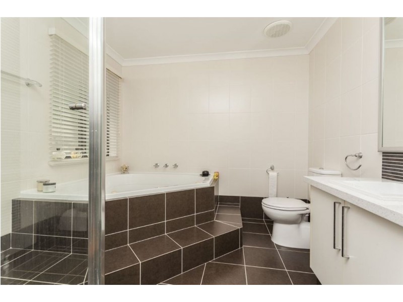 1 Leschenault Boulevard, Munster WA 6166