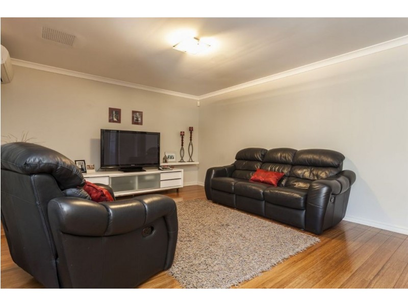 1 Leschenault Boulevard, Munster WA 6166