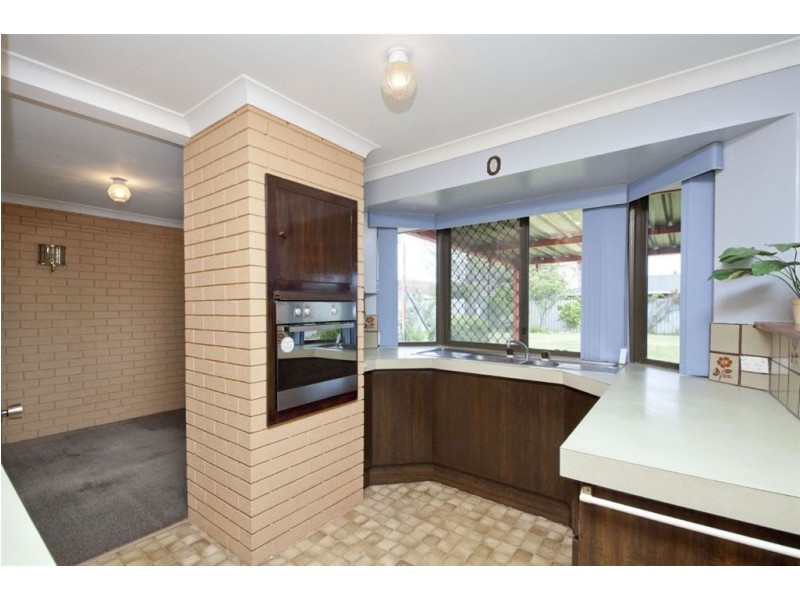37 Hennessy Way, Rockingham WA 6168