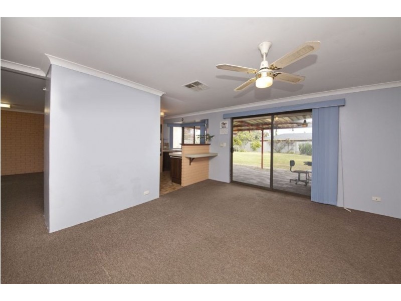 37 Hennessy Way, Rockingham WA 6168