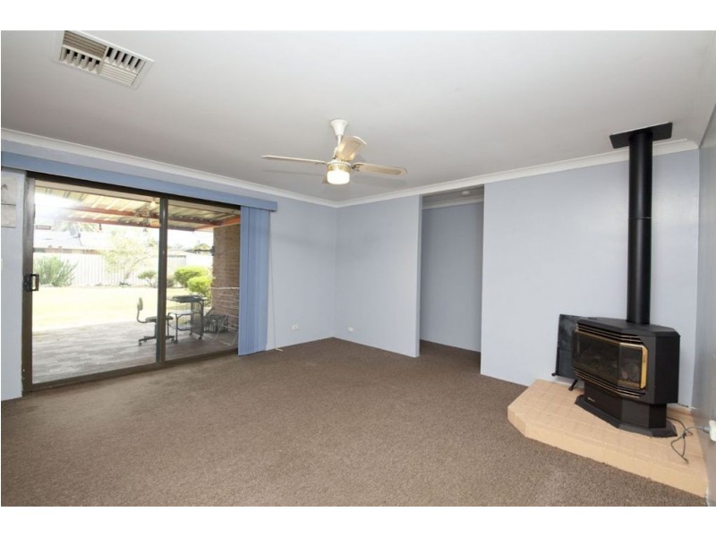 37 Hennessy Way, Rockingham WA 6168