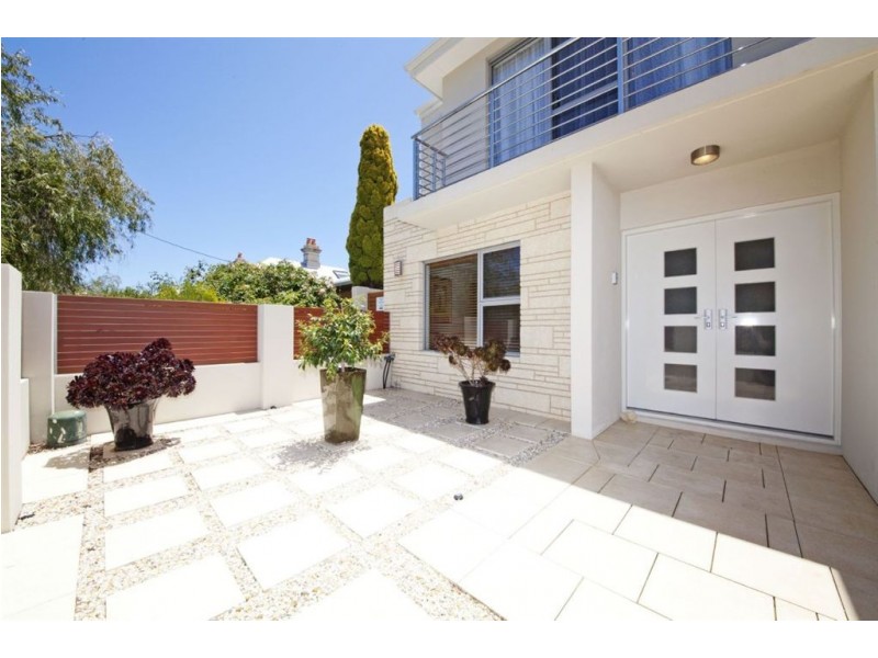 32a Scott Street, South Fremantle WA 6162