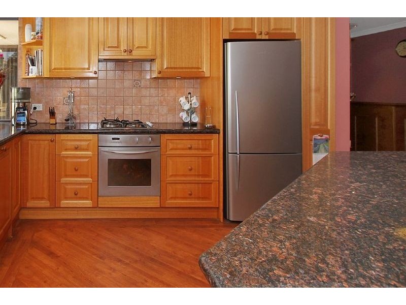 21 Sowden Drive, Samson WA 6163