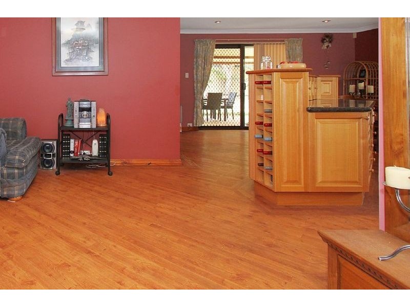 21 Sowden Drive, Samson WA 6163