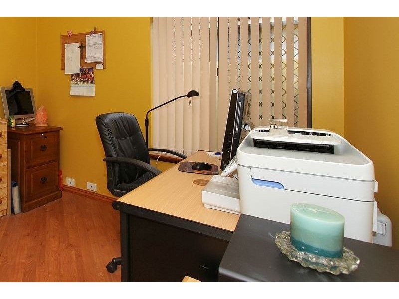 21 Sowden Drive, Samson WA 6163