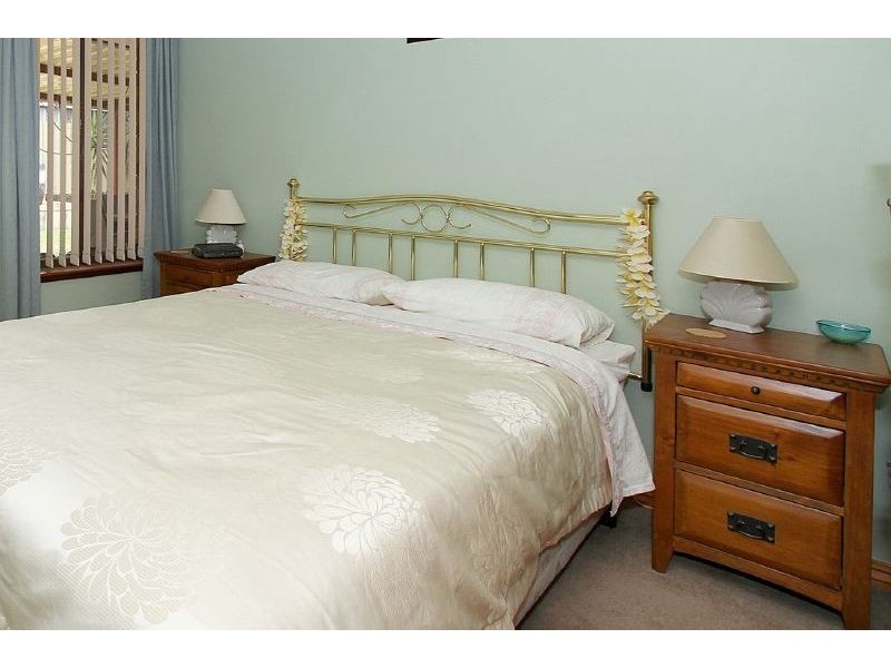 21 Sowden Drive, Samson WA 6163