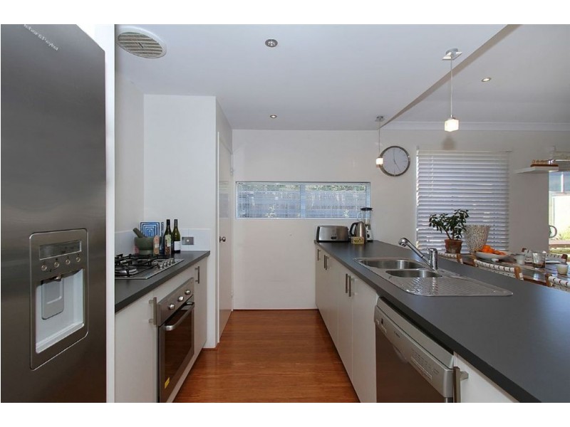 14 Butterworth Place, Beaconsfield WA 6162