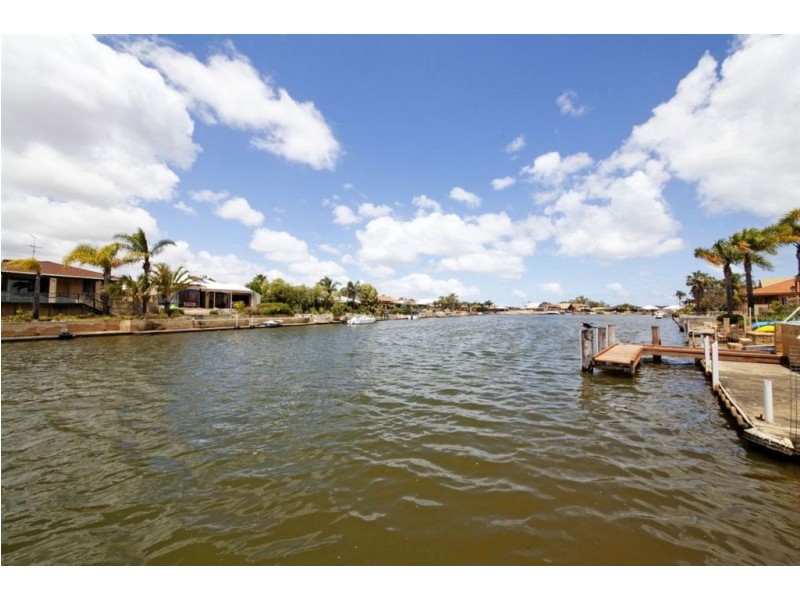 71 Allambi Way, South Yunderup WA 6208