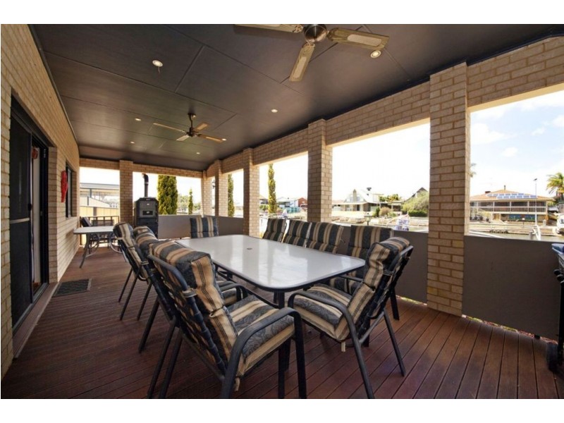 71 Allambi Way, South Yunderup WA 6208