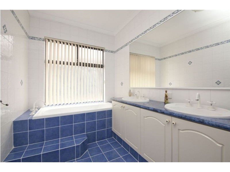 71 Allambi Way, South Yunderup WA 6208