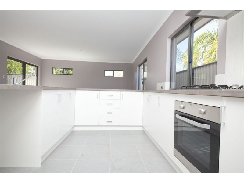 20a Doolette Street, Spearwood WA 6163