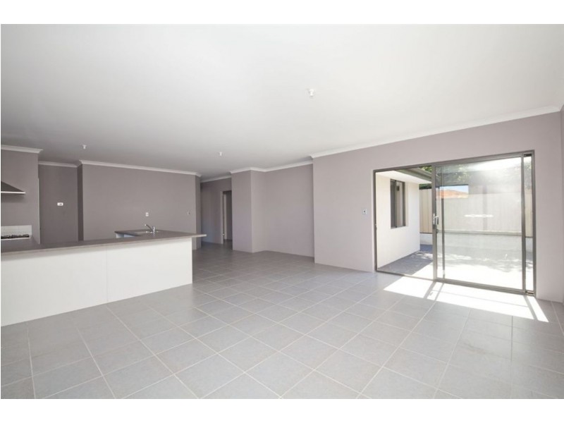 20a Doolette Street, Spearwood WA 6163