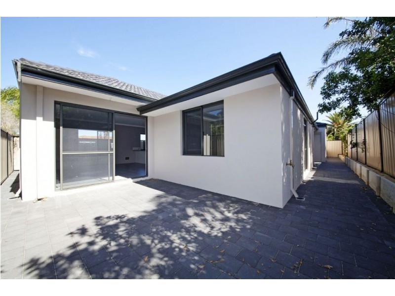 20a Doolette Street, Spearwood WA 6163