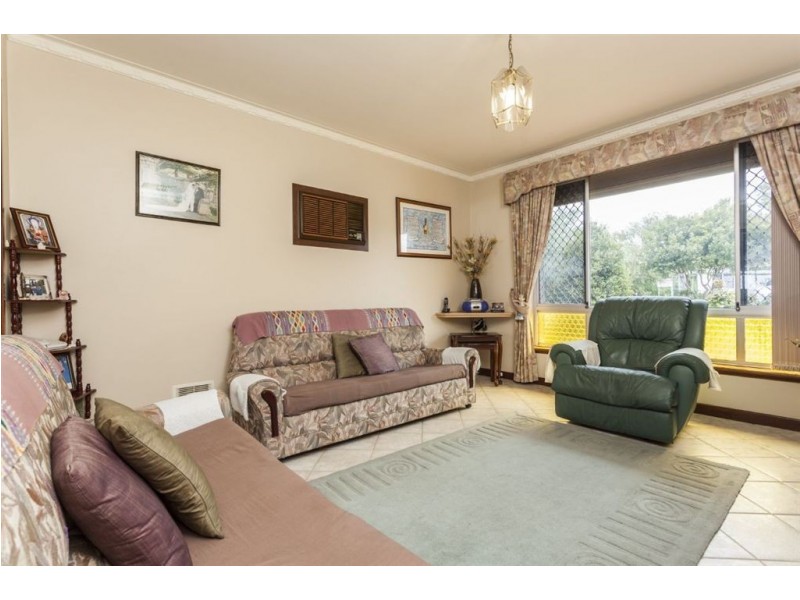 1 Caldwell Street, Beaconsfield WA 6162
