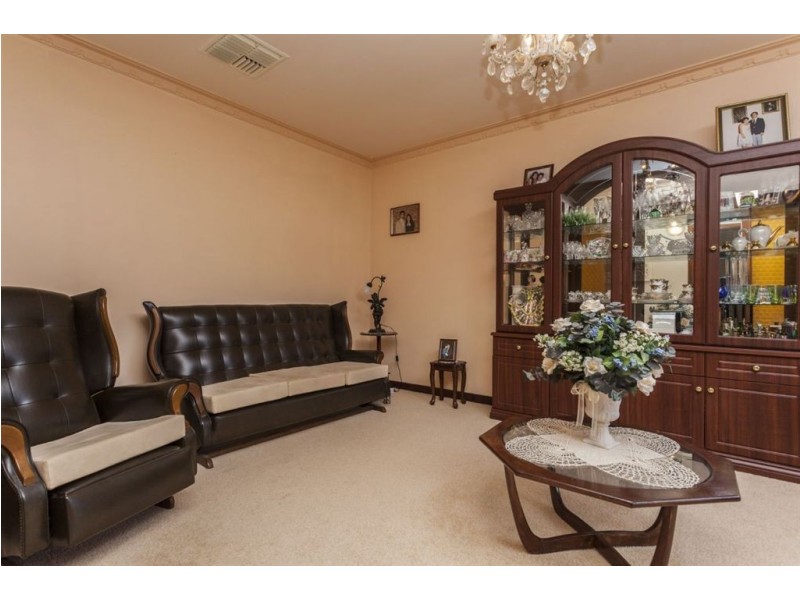 1 Caldwell Street, Beaconsfield WA 6162
