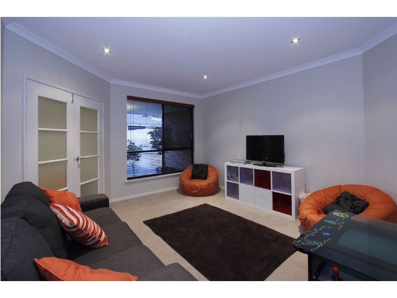 2 Capri Rise, Yangebup WA 6164