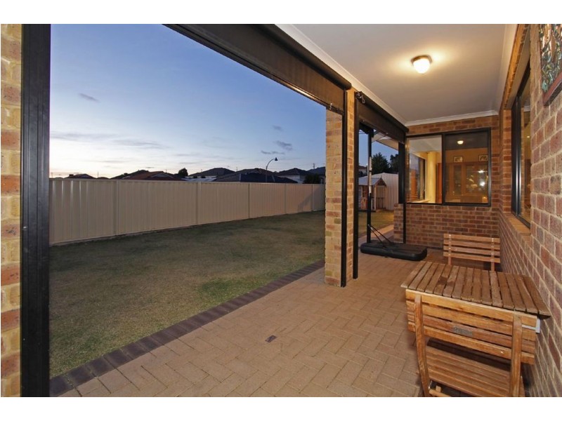 2 Capri Rise, Yangebup WA 6164