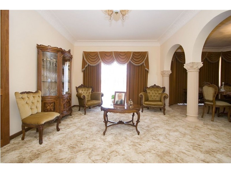 18 Michael Street, Beaconsfield WA 6162