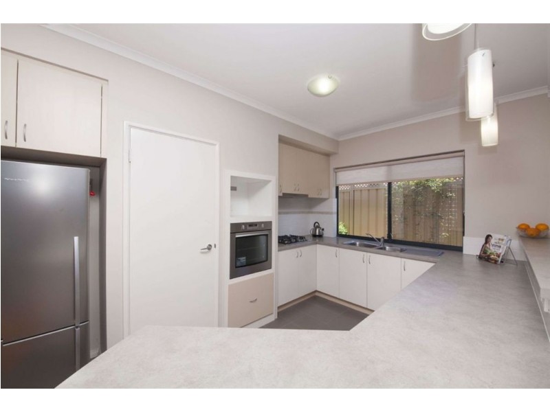 34A Pennlake Drive, Spearwood WA 6163