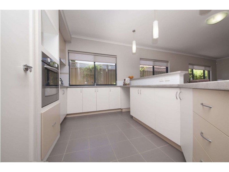 34A Pennlake Drive, Spearwood WA 6163