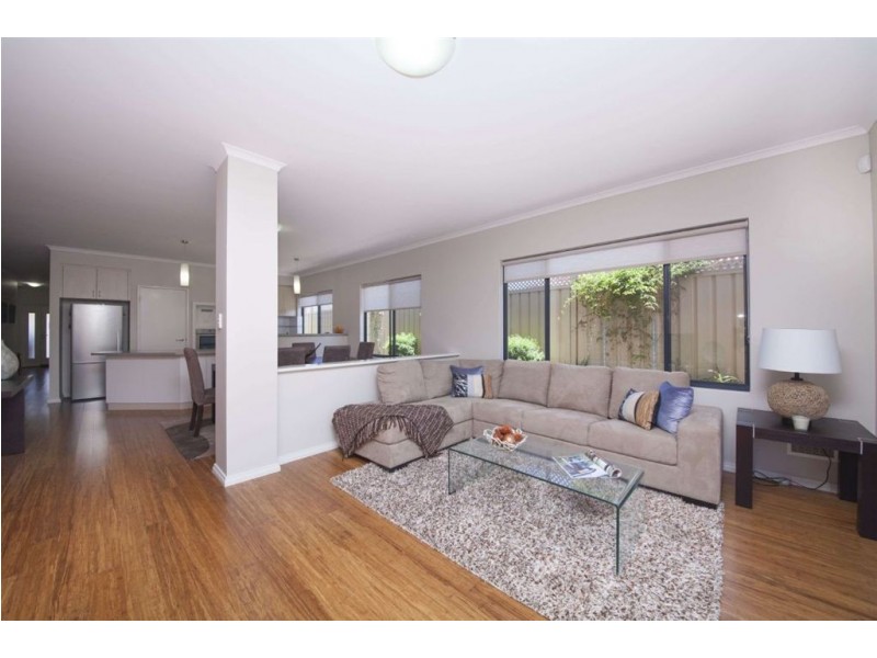 34A Pennlake Drive, Spearwood WA 6163