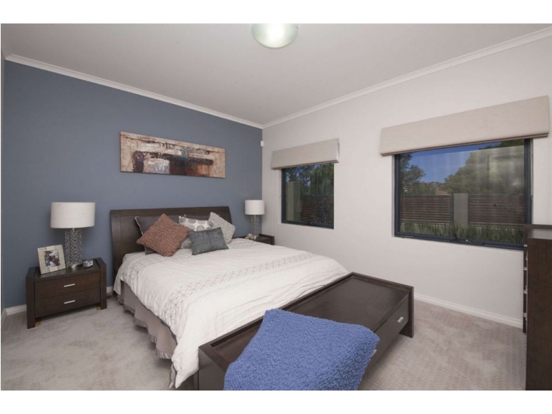 34A Pennlake Drive, Spearwood WA 6163